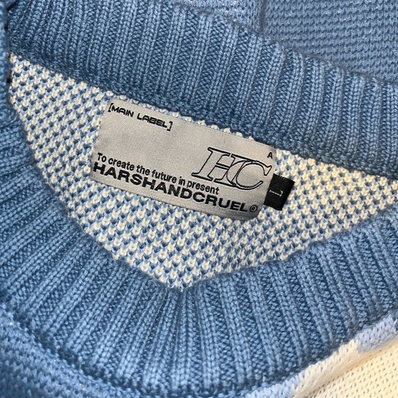 Harsh and Cruel Blue Sky Clouds Ripped Knitted Sweater Size Large - Picture 12 of 13